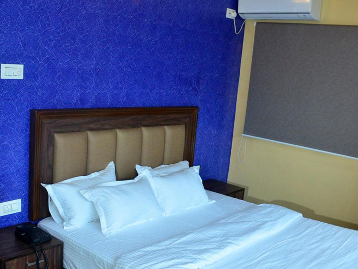 Hotel Aloka Residency Kolkata Eksteriør bilde